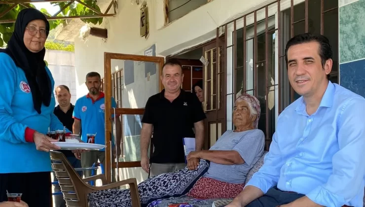 Mersin Bozyazı Kaymakamı aileleri ziyaret etti