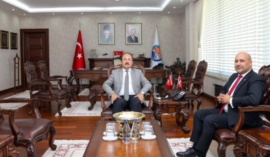 VALİ ALİ HAMZA PEHLİVAN, KUZEY KIBRIS TÜRK CUMHURİYETİ MERSİN KONSOLOSU ÖZGÜR EZEL’İ KABUL ETTİ