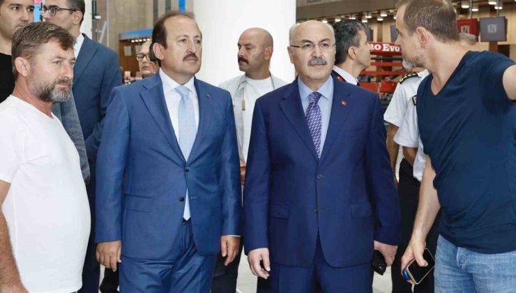 Valiler, Çukurova Uluslararası Havalimanı’nda incelemelerde bulundu